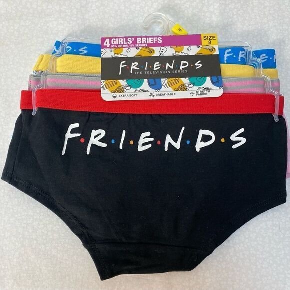 Warner’s Bros FRIENDS Girls Friends Underwear Brief 4 Pack - Picture 1 of 10